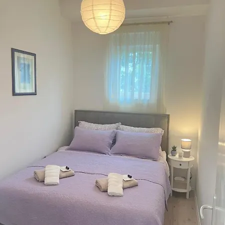 Luna Apartman *